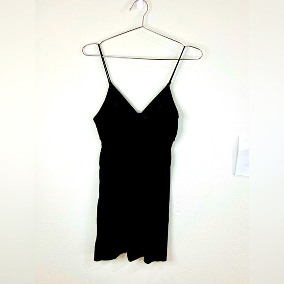 Forever Twenty One Black Mini Dress Medium 31” Length Stretchy Chic Design - Picture 6 of 9